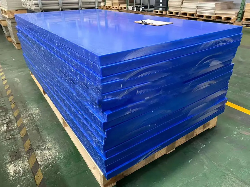 https://www.bydplastics.com/white-black-color-extruded-pom-plastic-rod-acetal-delrin-round-rod-product/